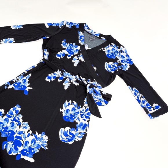 Covington Black & Blue Floral Tie Waist V-Neck Dress Medium Petite 🌸🖤💙 - Picture 6 of 15